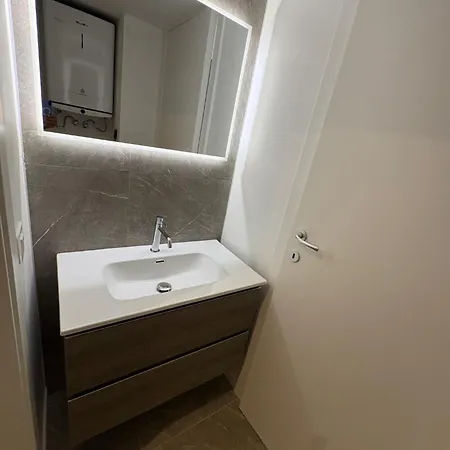 Conte In Apartament Mediolan
